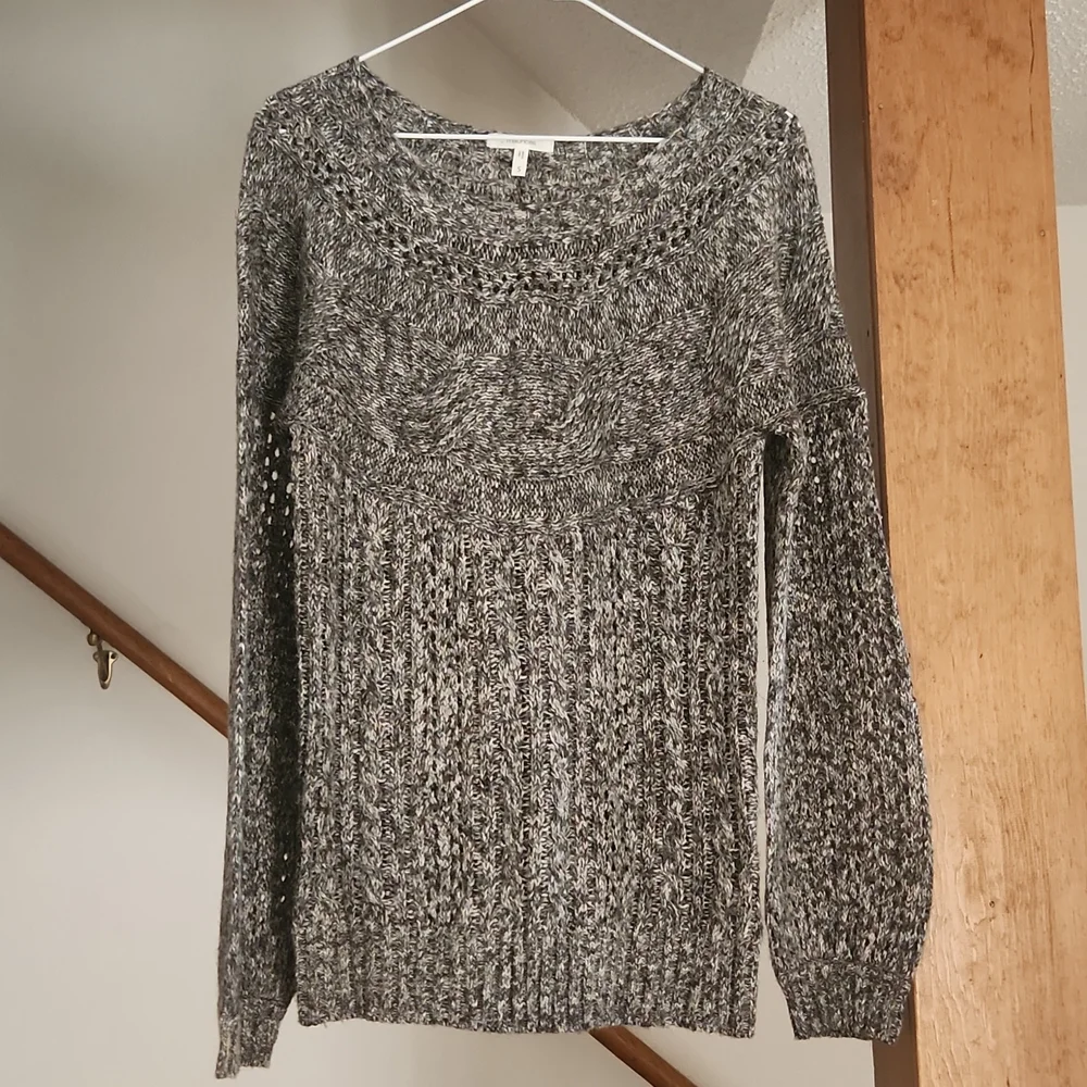 Sweater - Picture 1 of 3